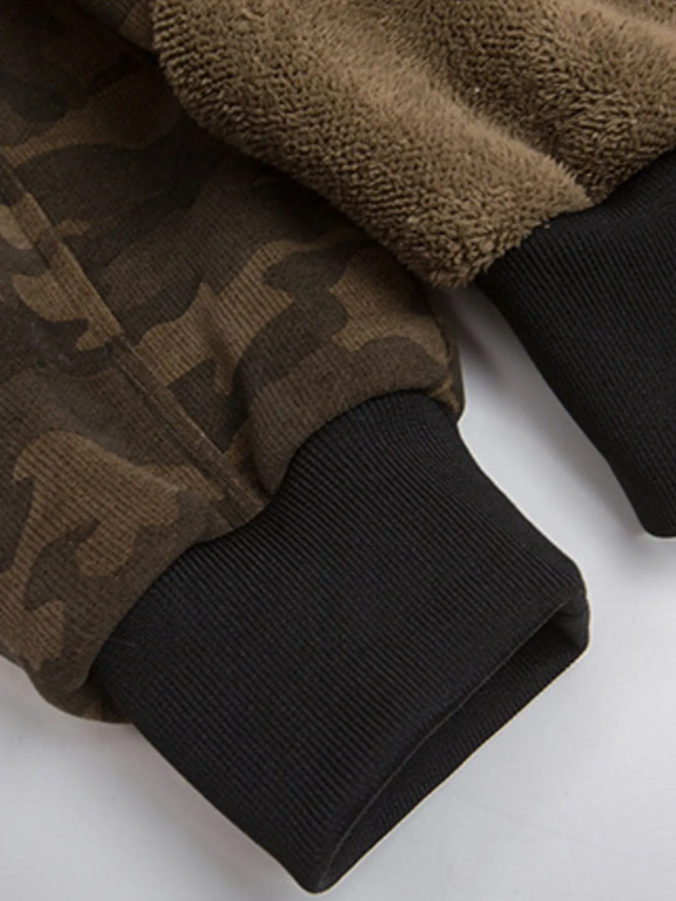 Men's Camouflage Faux Fur Hood Jacket - Image 4